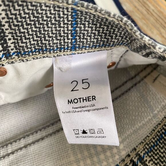 MOTHER
The Insider Plaid Ankle Jeans - Picture 7 of 10